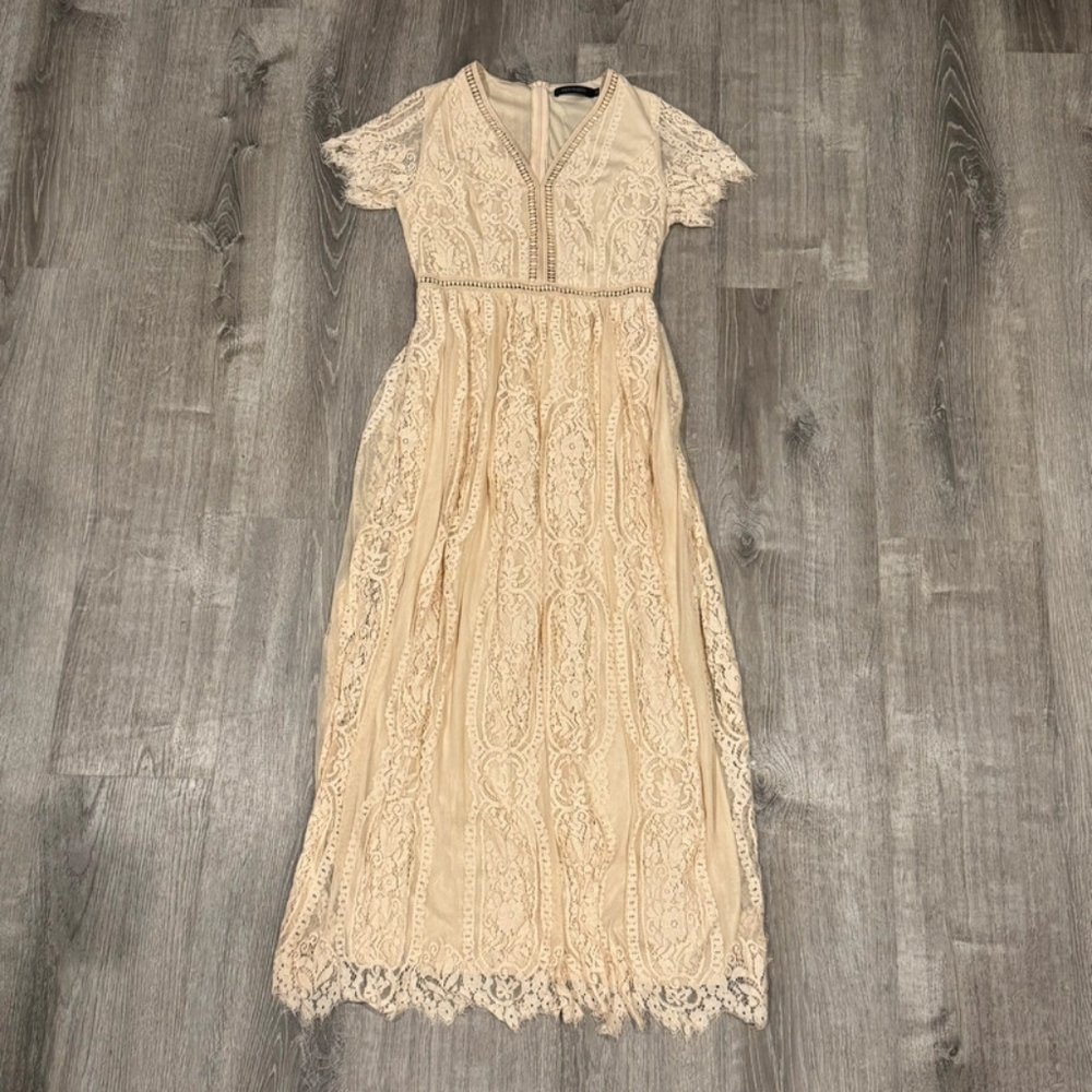 lacey boho dress size medium
